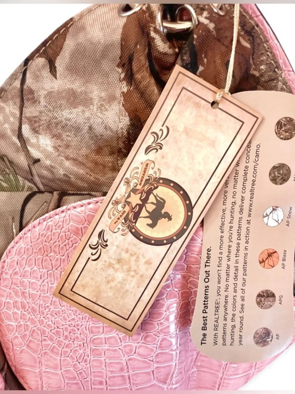 NWT Western Diva Realtree APG Pink Camo Shoulder Bag Purse Croc Accent Y2K